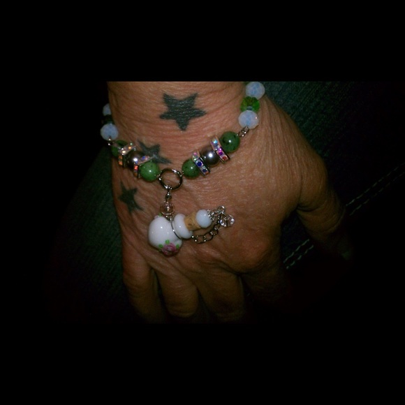 Bitty Bottle bracelet - Picture 3 of 3